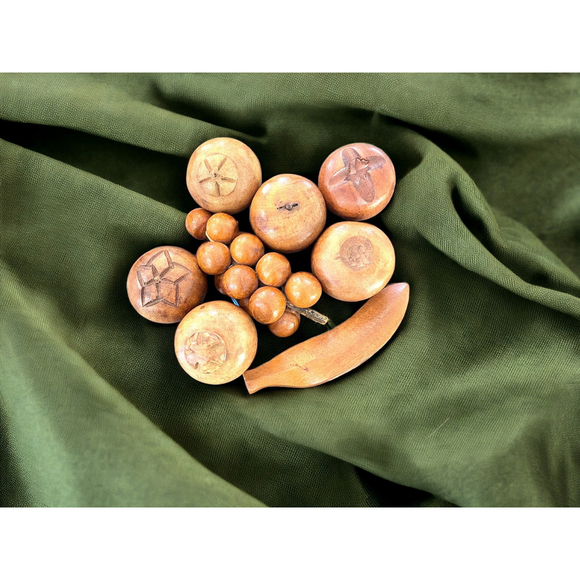 Carved Wooden Fruit Vintage BOHO Home Decor Gift Solid Wood Carved Vintage Fruit - Picture 4 of 8